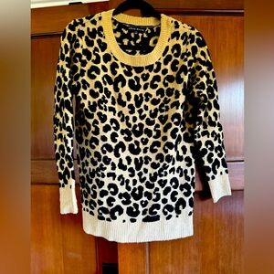 Love Ellie Leopard Sweater "like new" S